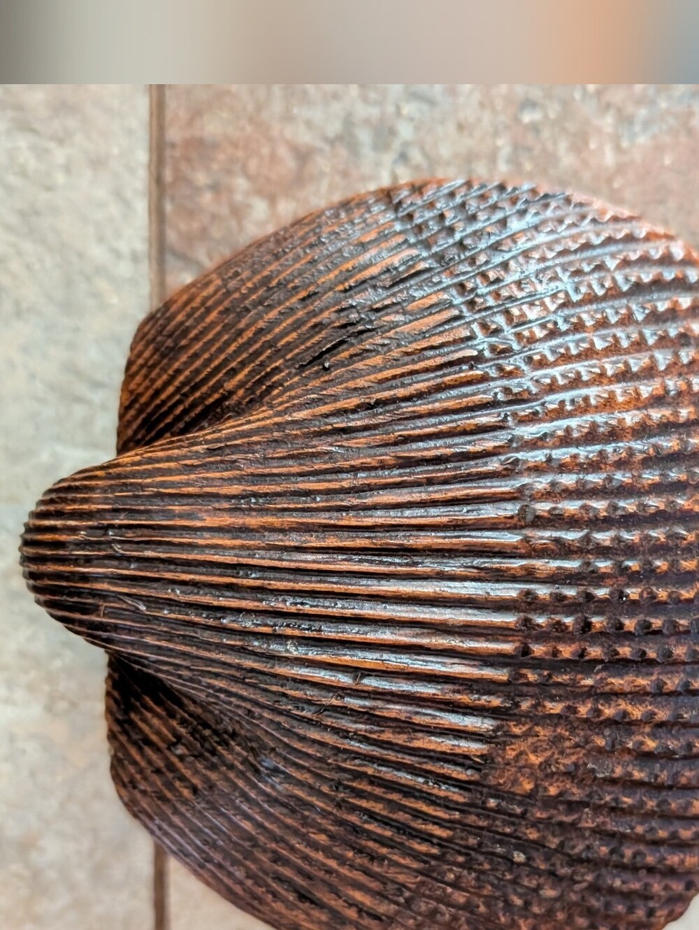 Textured Decorative Clam Shell Wooden Box Accent Trinket Tray